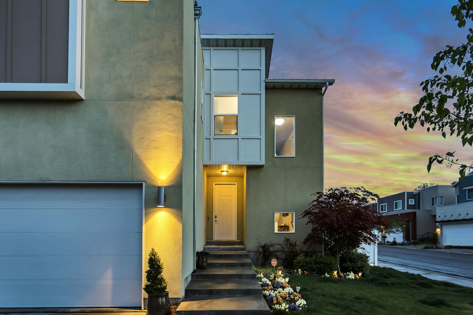 Off-Plan vs Ready: Which Apartment Investment Wins in 2026?