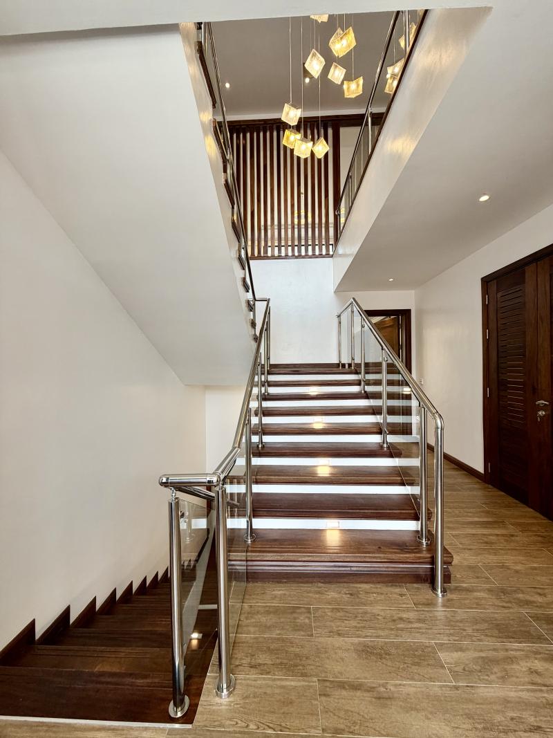 4 Bedroom Bespoke Villa for Rent in  Lavington  photo 1