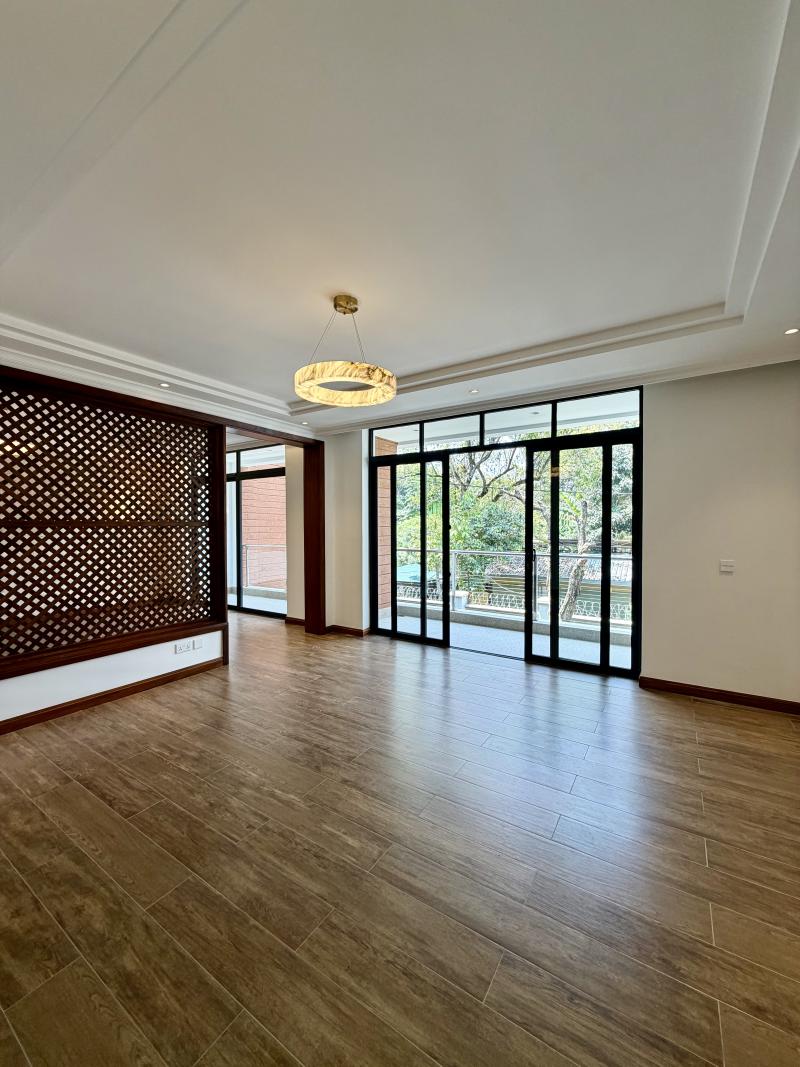4 Bedroom Bespoke Villa for Rent in  Lavington  photo 4