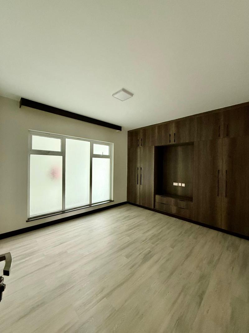Spacious 2 Bedroom + DSQ Apartment for Sale at Pearl Rivers, Riverside photo 6