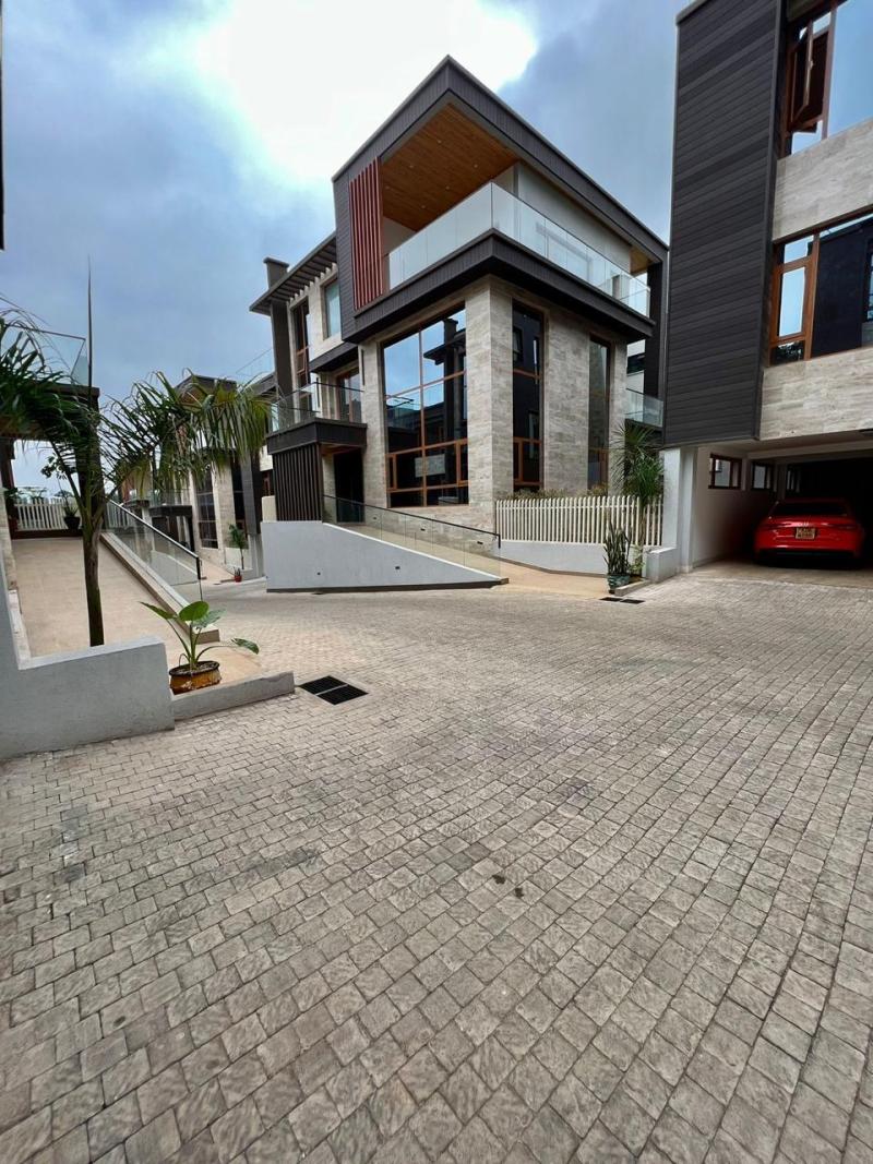 Villa Lavender – 6 Bedroom Luxury Villa for Sale in Lavington