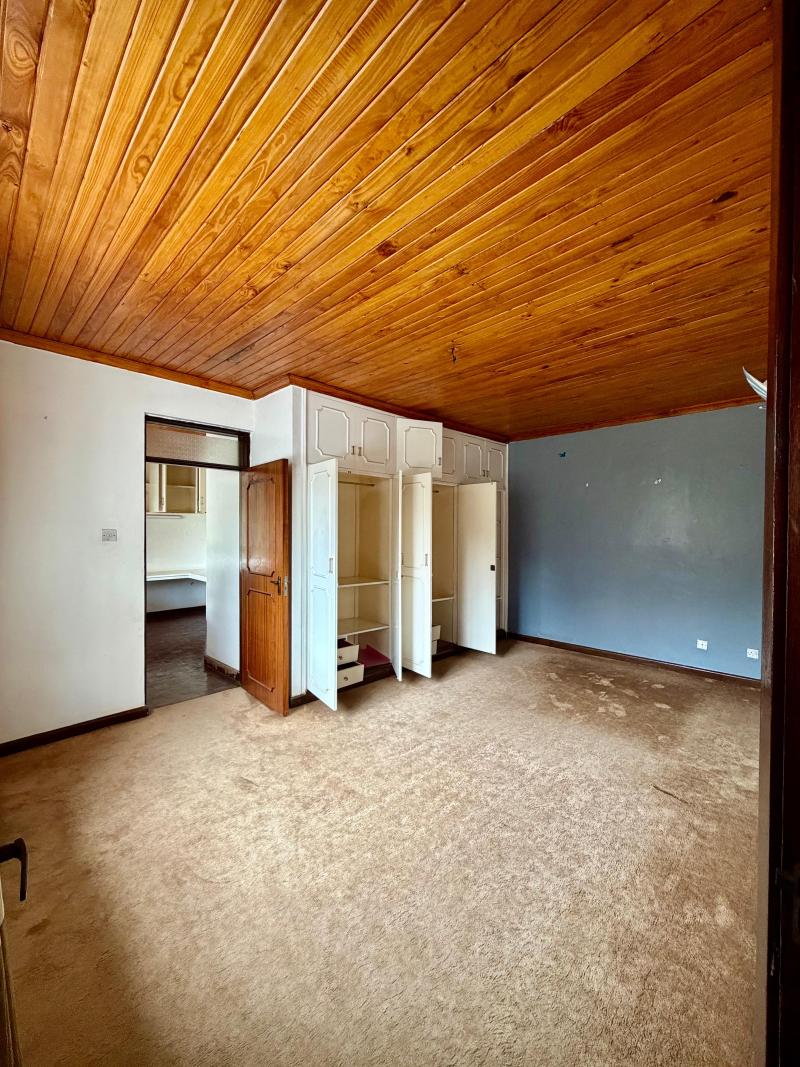 5 Bedroom House on 1 Acre with Private Pool for Rent in Karen photo 1