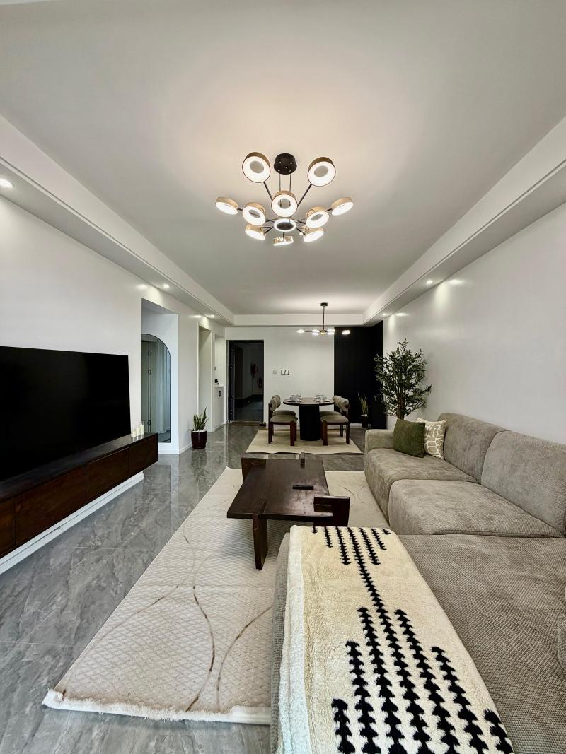 Fully Furnished Spacious 1-Bedroom Apartment in Kilimani Near State House photo 3