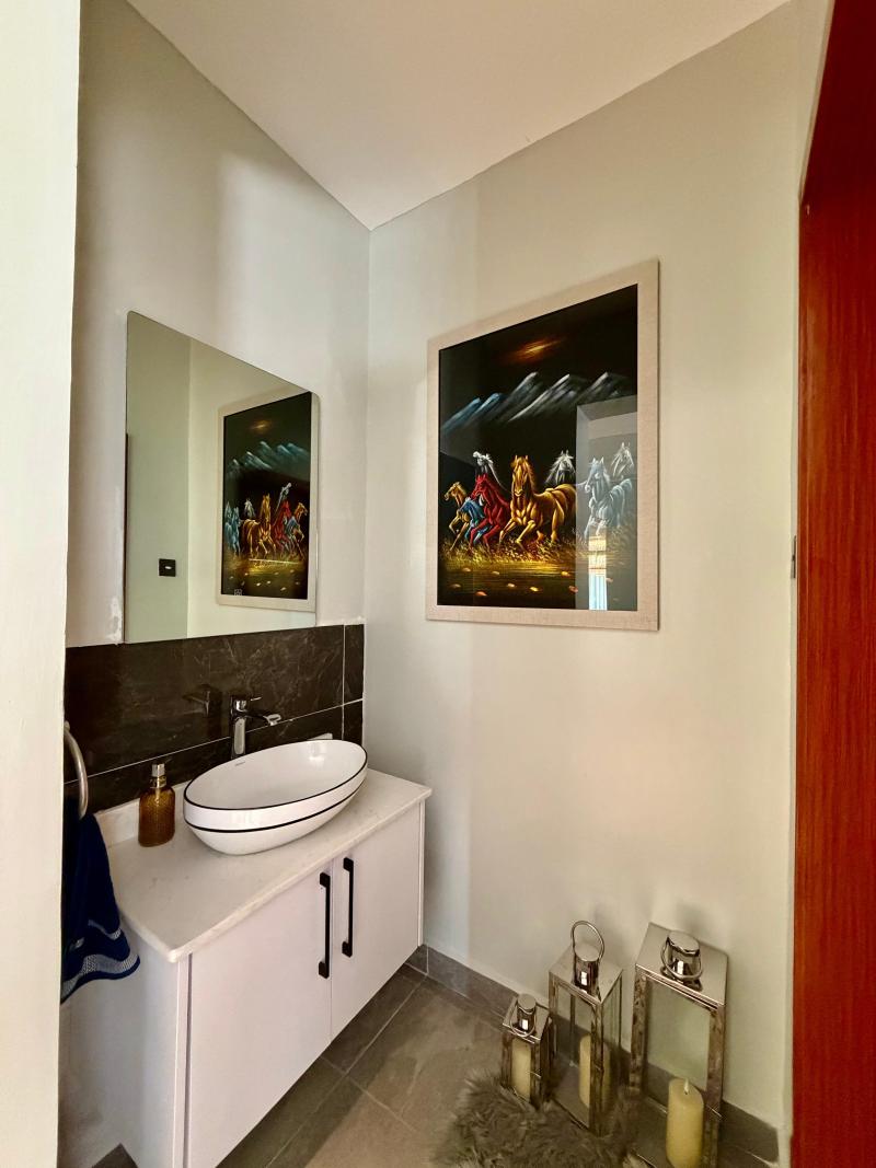 Luxury 5-Bedroom All-En-Suite House for Sale in Karen photo 3
